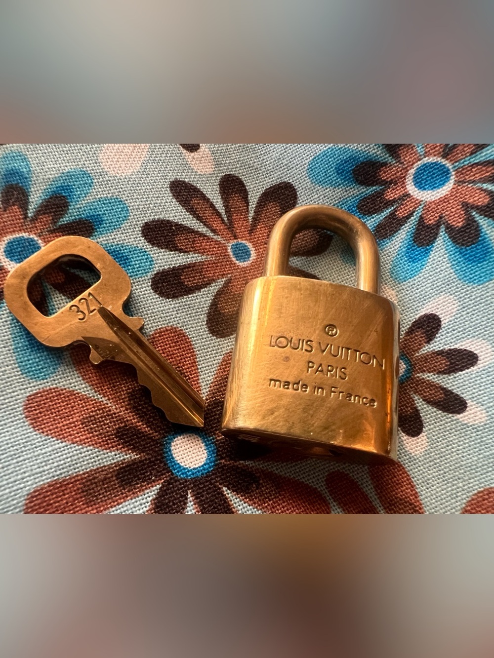Louis Vuitton Gold Padlock and Key Set 321